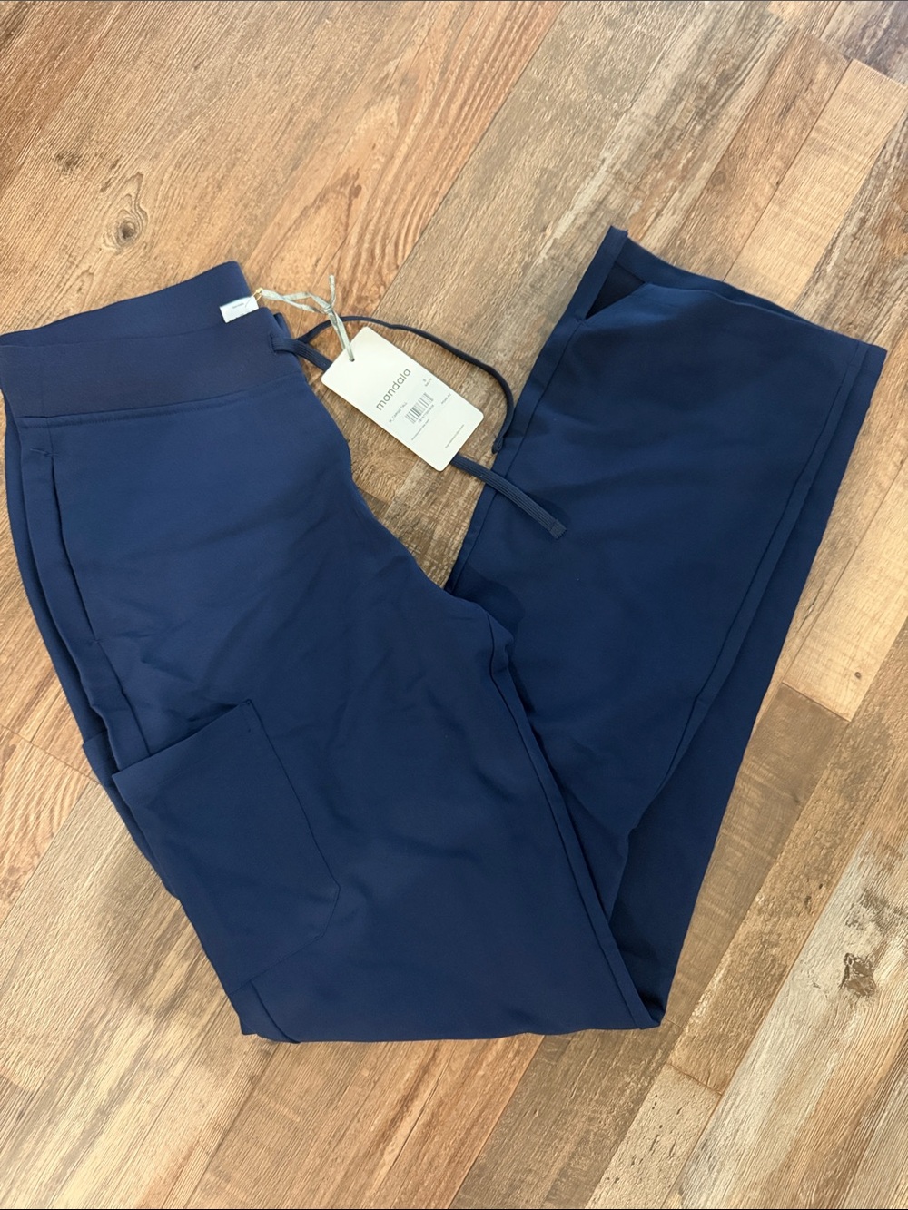 Mandala Cargo Tall Scrub Pants
